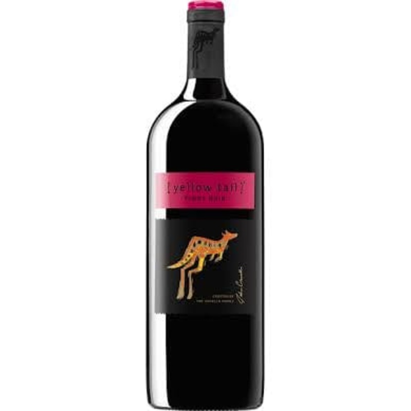 YELLOW TAIL PINOT NOIR 1.5L